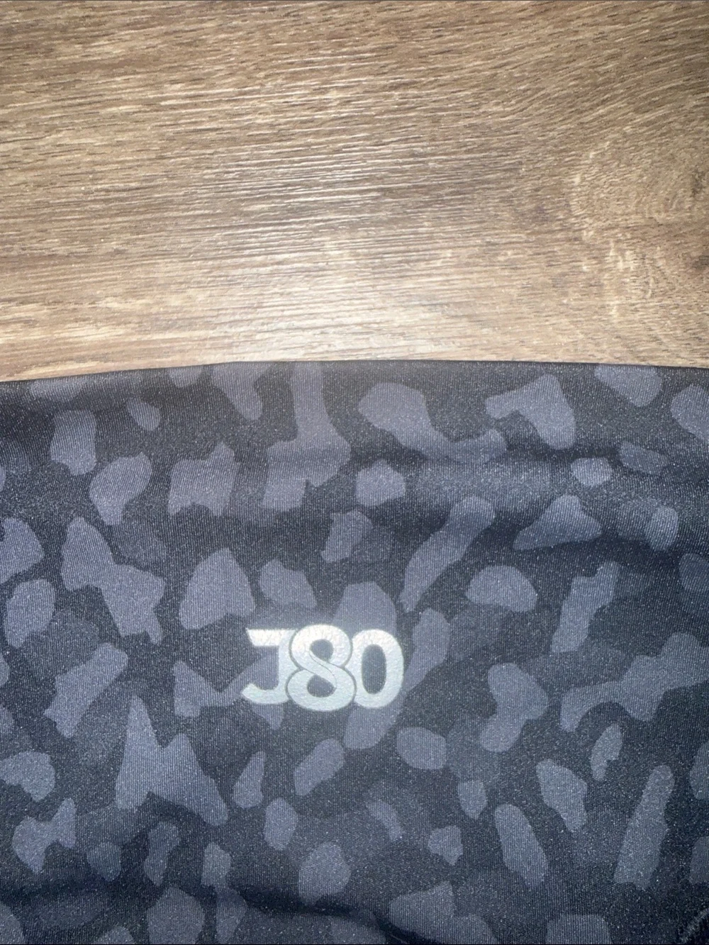 High-Waist Black Patterned Leggings - Picture 4 of 10